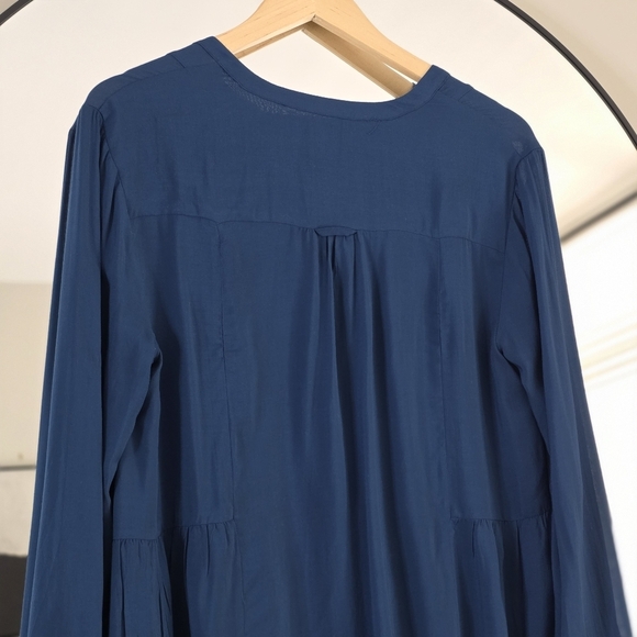 Maeve Anthropologie Blue LongSleeve Flowy Peplum Top | Blouse, Size 12 - Picture 7 of 12